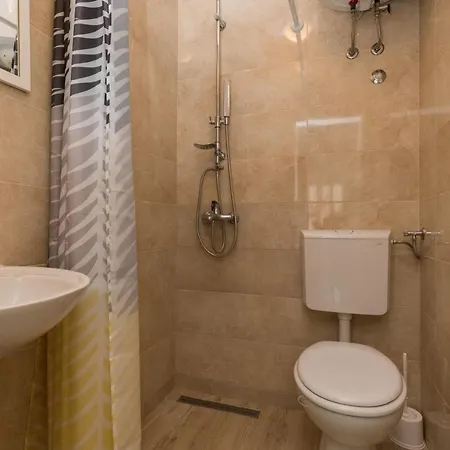 Bradas- Twin With Shared Bathroom No4 Lejlighed Dubrovnik